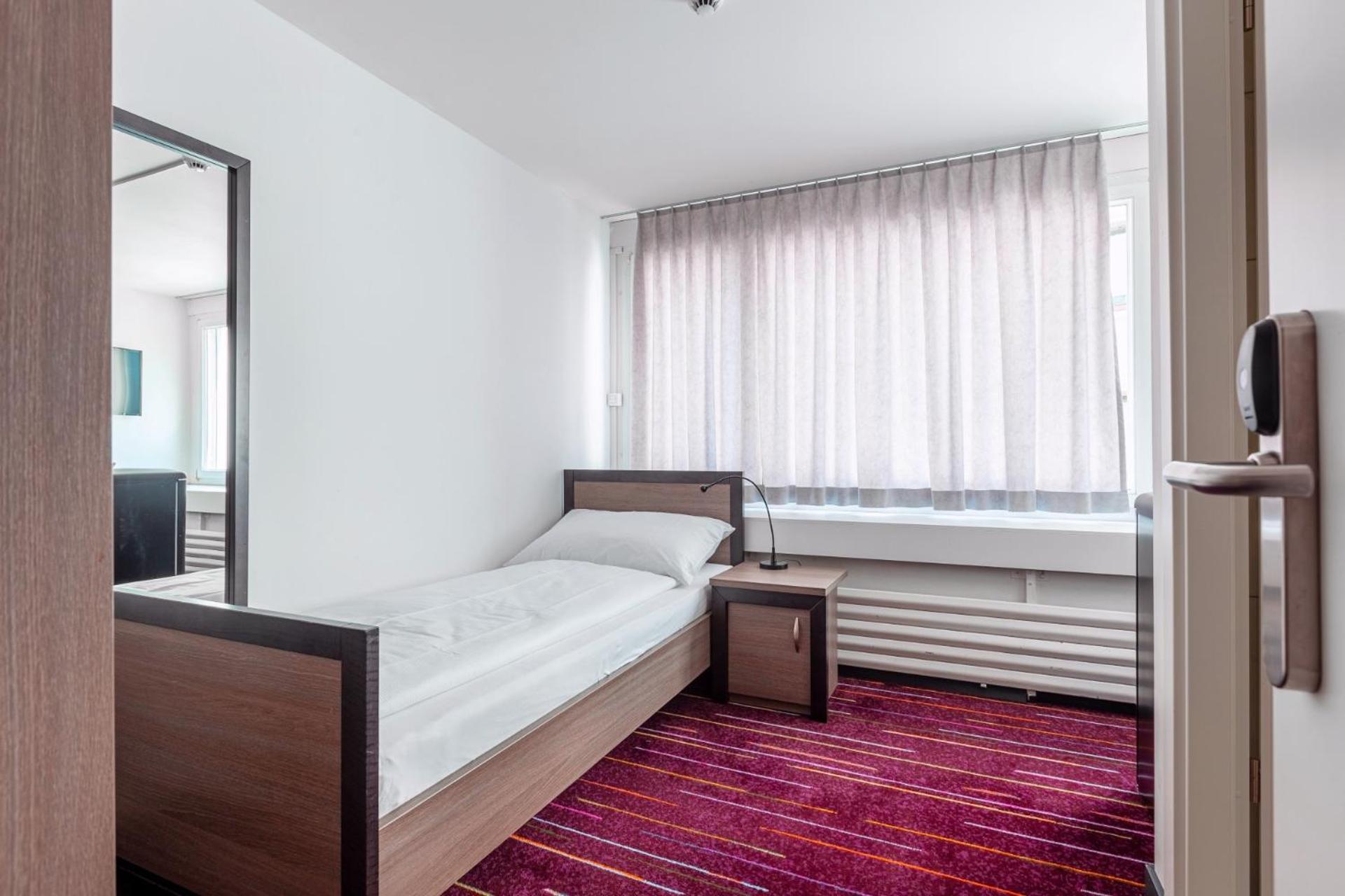 Glandon Rooms Limelight - Self-Check-In Lucerne Екстер'єр фото