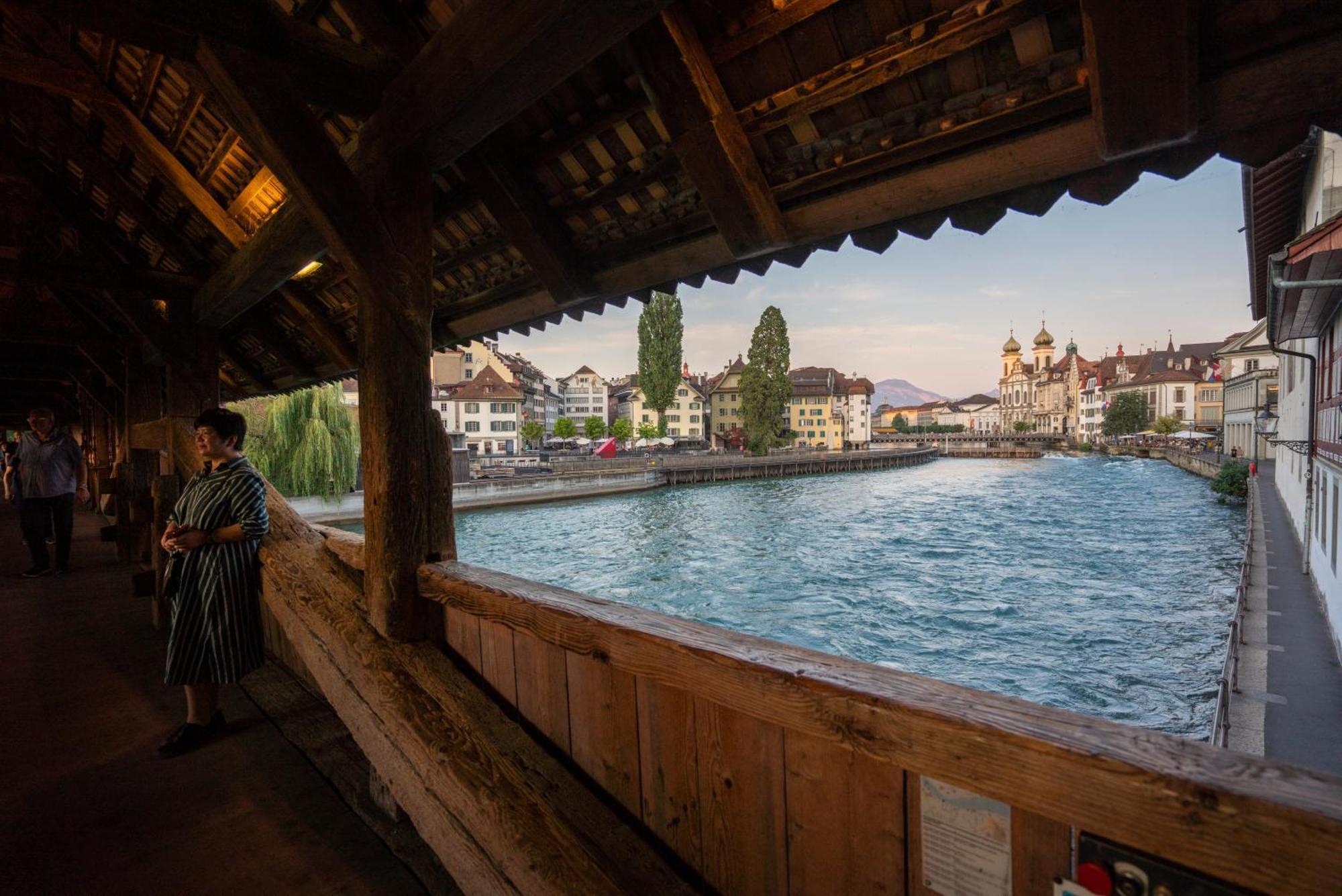 Glandon Rooms Limelight - Self-Check-In Lucerne Екстер'єр фото