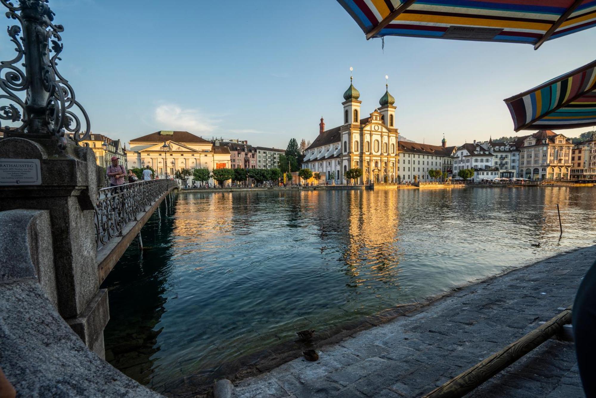 Glandon Rooms Limelight - Self-Check-In Lucerne Екстер'єр фото